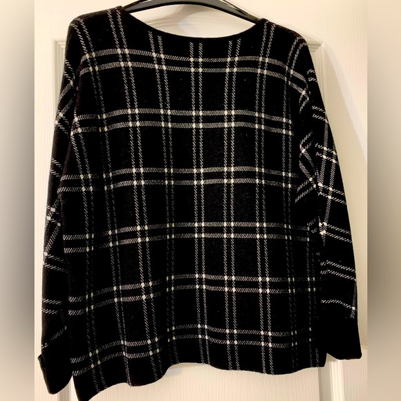 Xsmall Massimo Dutti checkered sweater - Picture 3 of 4